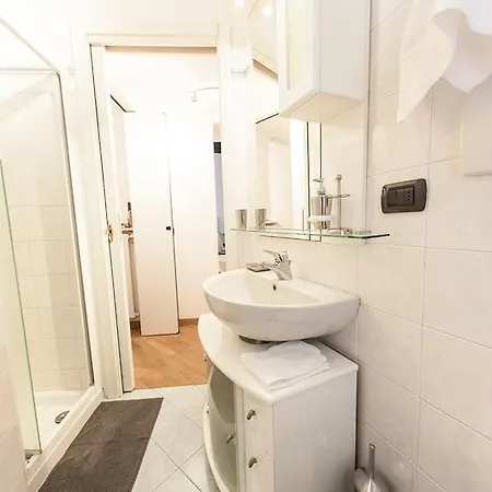 Hemeras Boutique House Duomo 6 מלון 4*